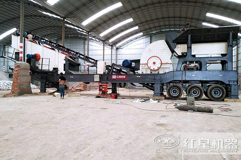 方案2移動式破碎機(jī)設(shè)計方案現(xiàn)場 方案2移動式破碎機(jī)設(shè)計方案現(xiàn)場