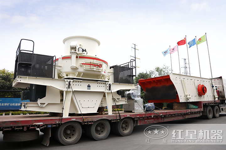 濟(jì)南用戶選購的新型環(huán)保制砂機發(fā)貨了